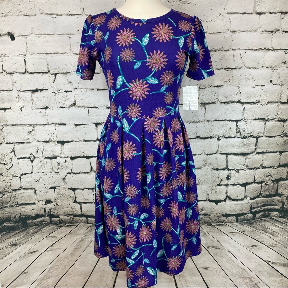 NWT Lularoe Amelia Dress Size L Purple Daisy